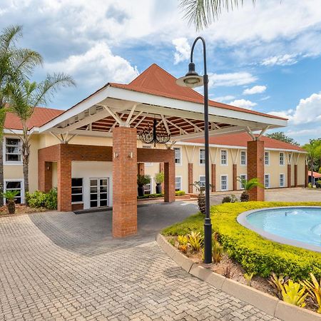 Protea Hotel by Marriott Nelspruit Mbombela Exteriör bild
