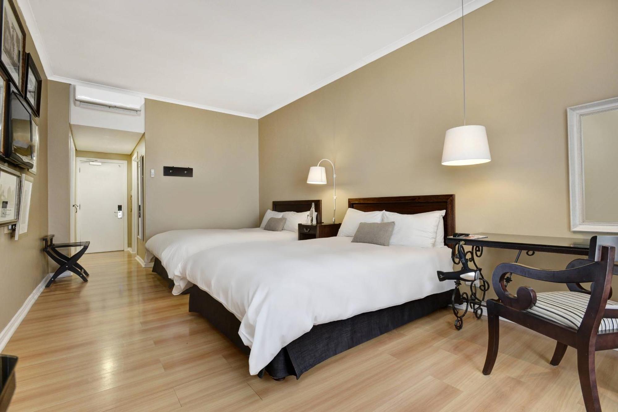 Protea Hotel by Marriott Nelspruit Mbombela Exteriör bild