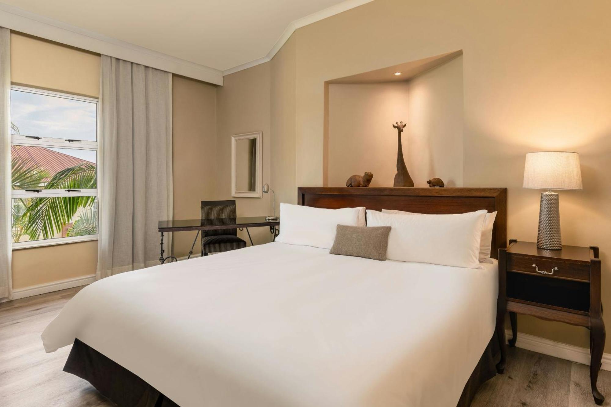 Protea Hotel by Marriott Nelspruit Mbombela Exteriör bild